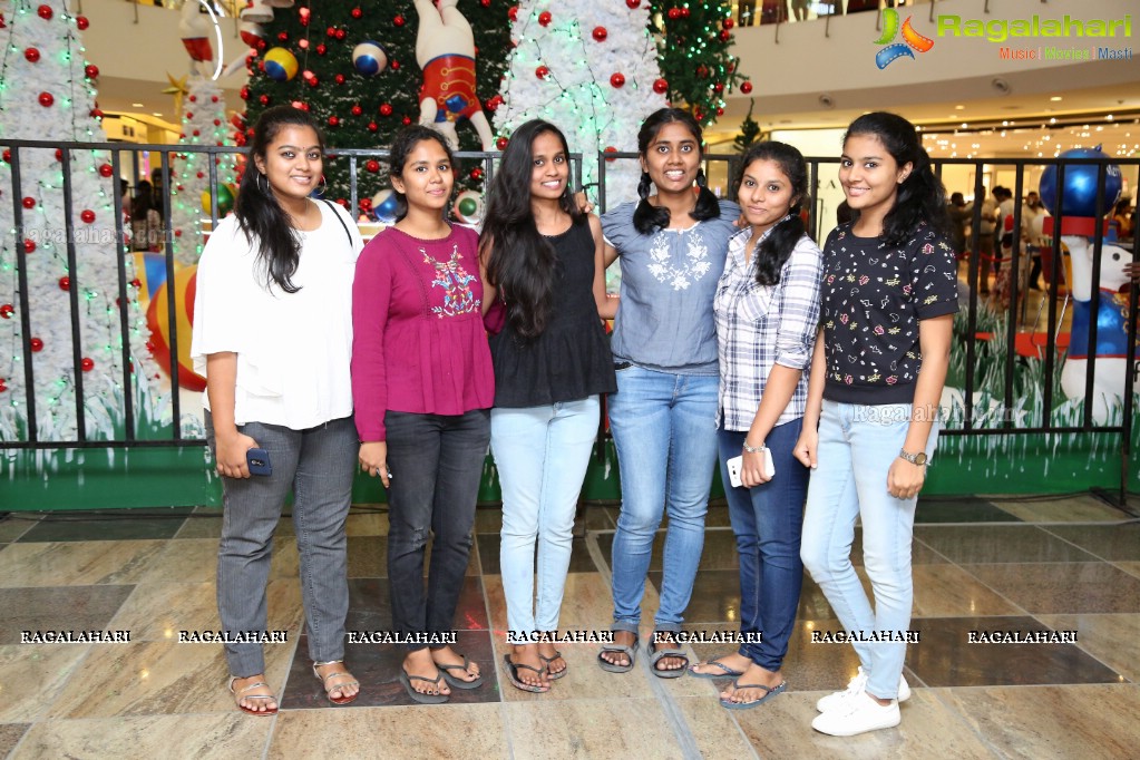 Musical Flash Mob at Forum Sujana Mall at Kukatpally