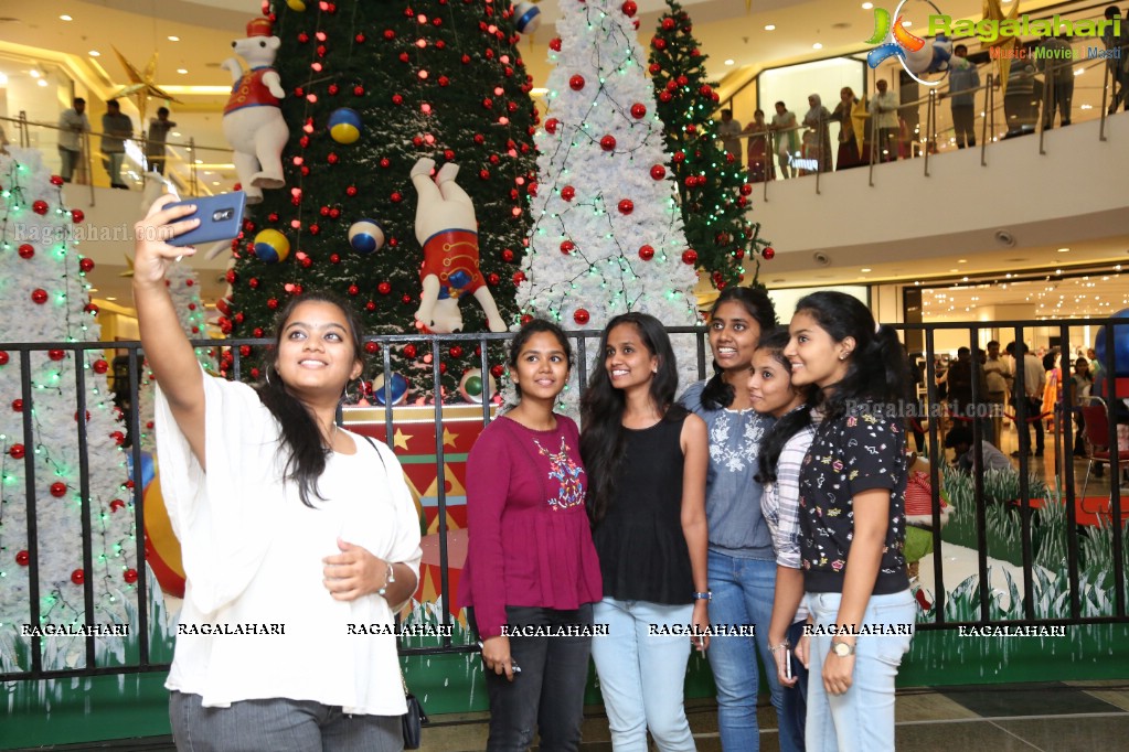 Musical Flash Mob at Forum Sujana Mall at Kukatpally