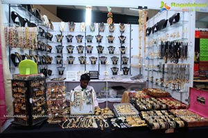 National Silk Expo At Sri Satyasai Nigamagamam