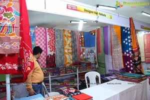 National Silk Expo At Sri Satyasai Nigamagamam