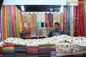 National Silk Expo At Sri Satyasai Nigamagamam