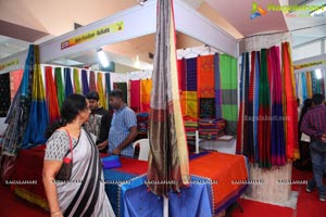 National Silk Expo At Sri Satyasai Nigamagamam