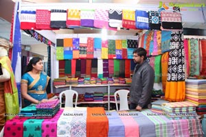 National Silk Expo At Sri Satyasai Nigamagamam