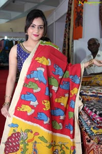 National Silk Expo At Sri Satyasai Nigamagamam
