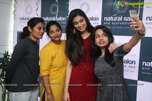Neha Hinge Launches Natural Salon