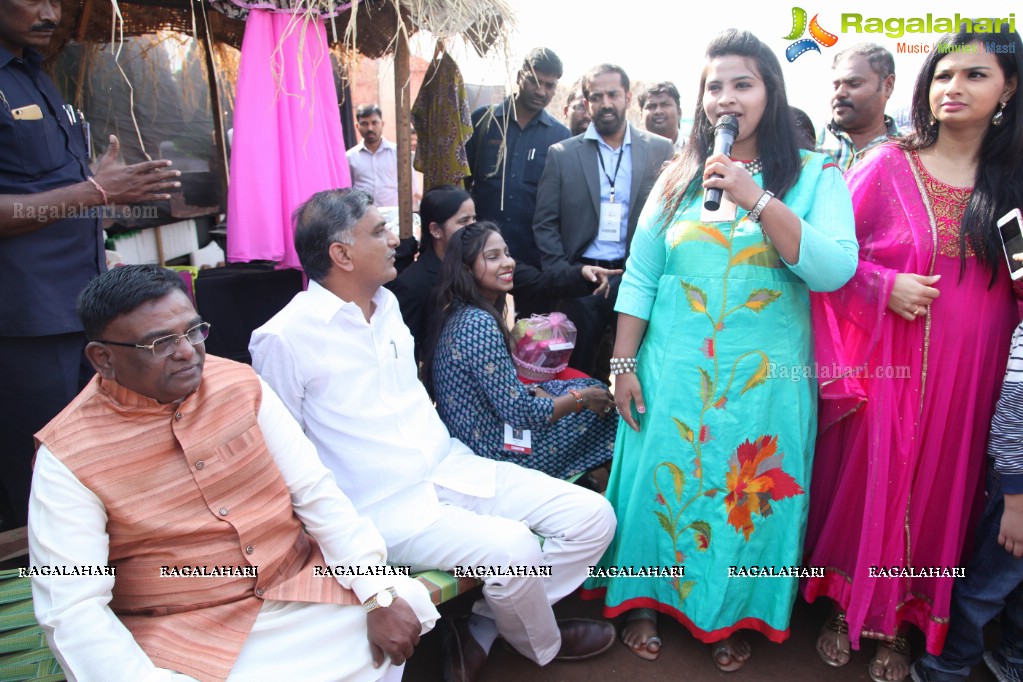 Pakka Hyderabad Expo Launch at People's Plaza