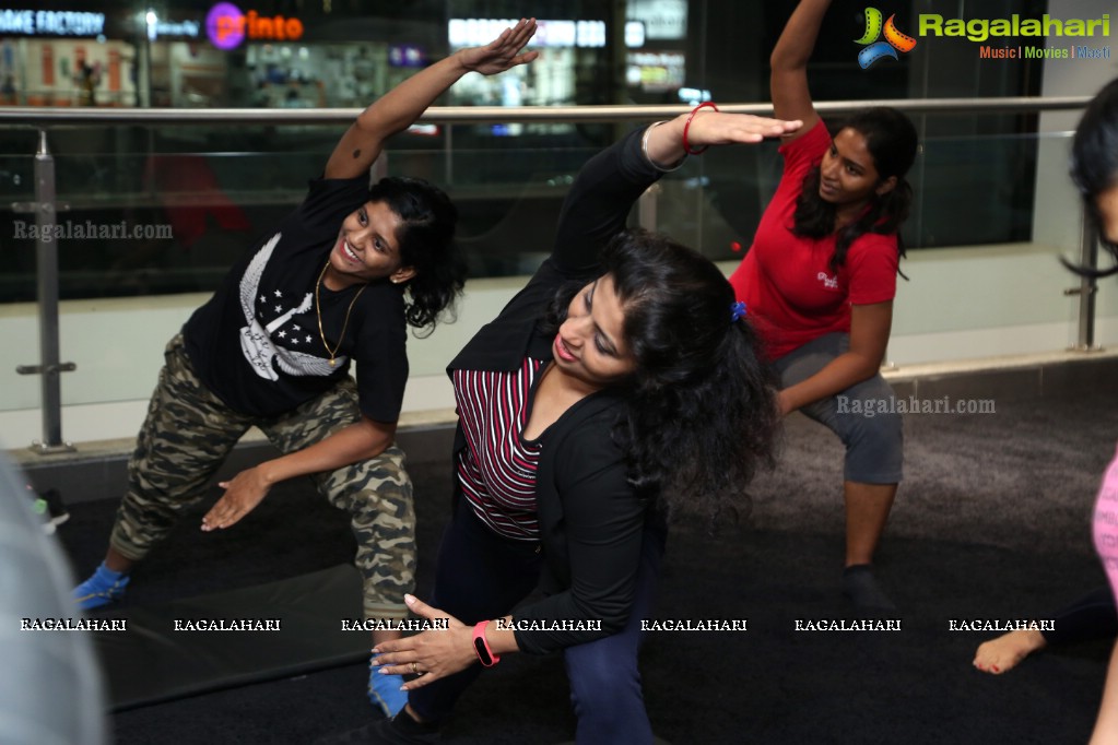 The Workout Look with Laila Khan and Rina Hindocha at Mahavir Motors, Hyderabad