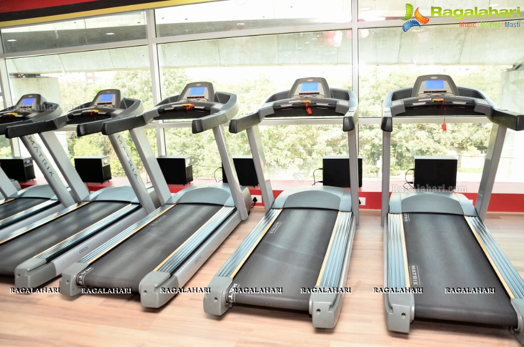 G Jagadish Reddy, Allu Aravind, Allu Shirish, Anu Emmanuel launches Snap Fitness Gym at Madhapur, Hyderabad