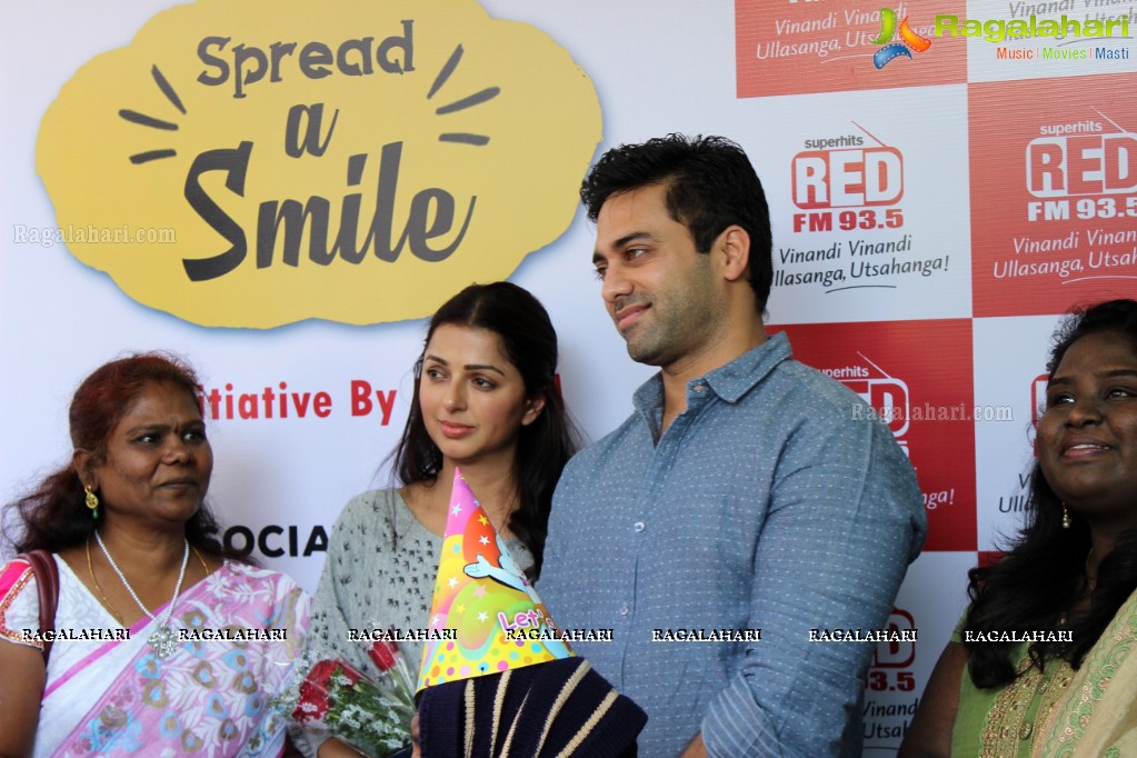 Spread A Smile - An Initiative by Red FM