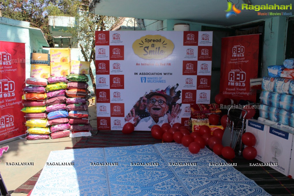 Spread A Smile - An Initiative by Red FM
