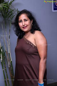 Sudha Jain Thanksgiving Party