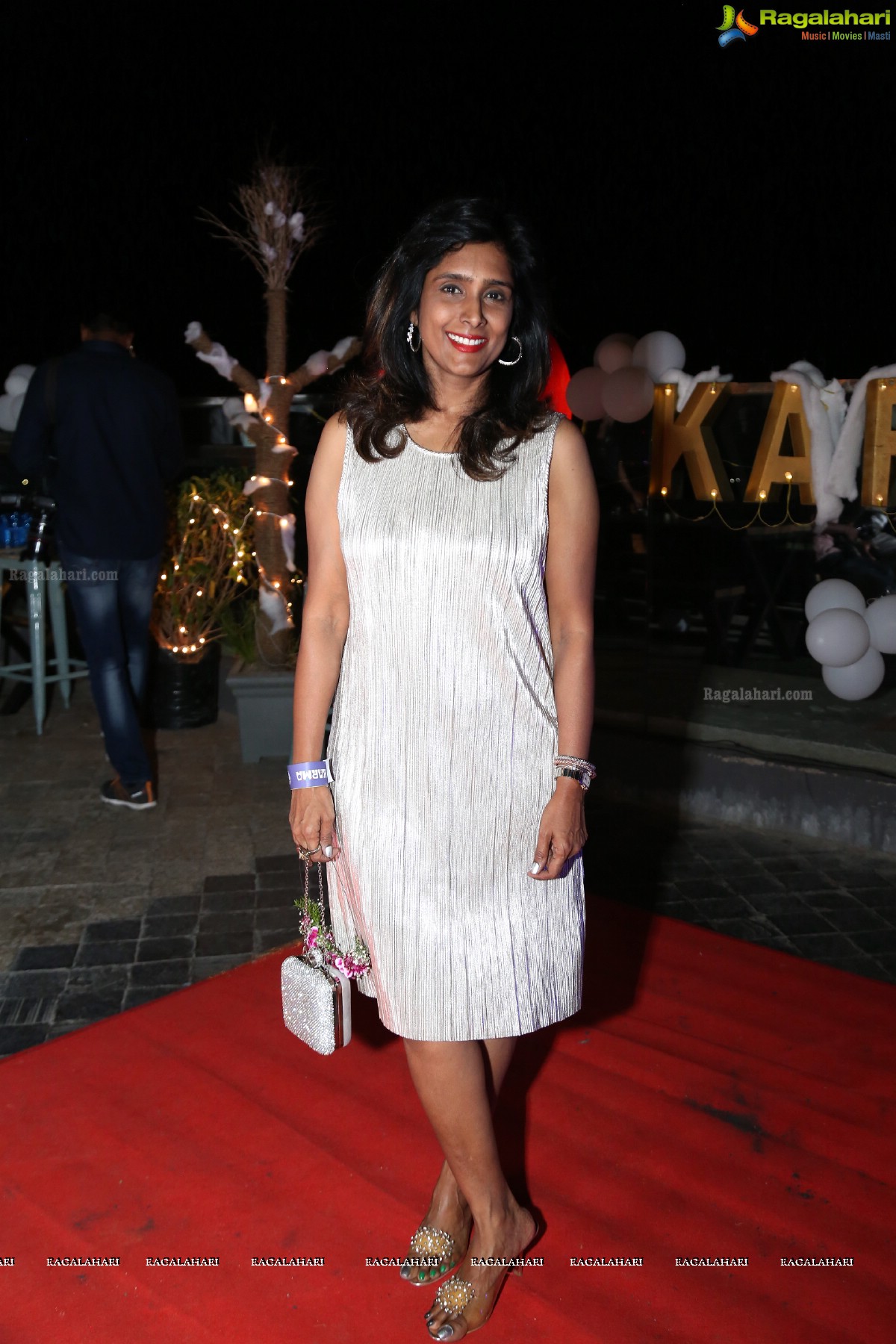 Sun Downer White Party by Laila and Feroz Khan at Karma