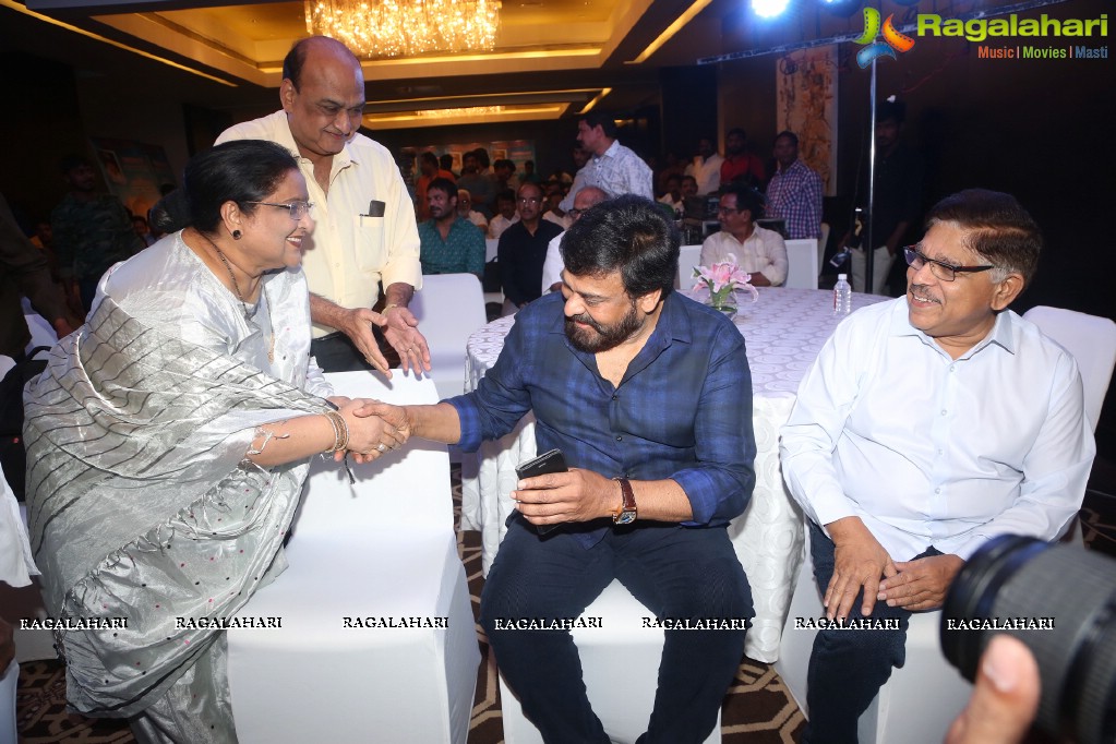 Tera Venuka Book Launch by Chiranjeevi