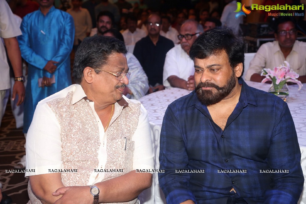 Tera Venuka Book Launch by Chiranjeevi