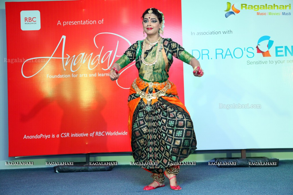 Vilasini Natyam by Ananda Priya Foundation at Dr. Rao's ENT Hospital Auditorium