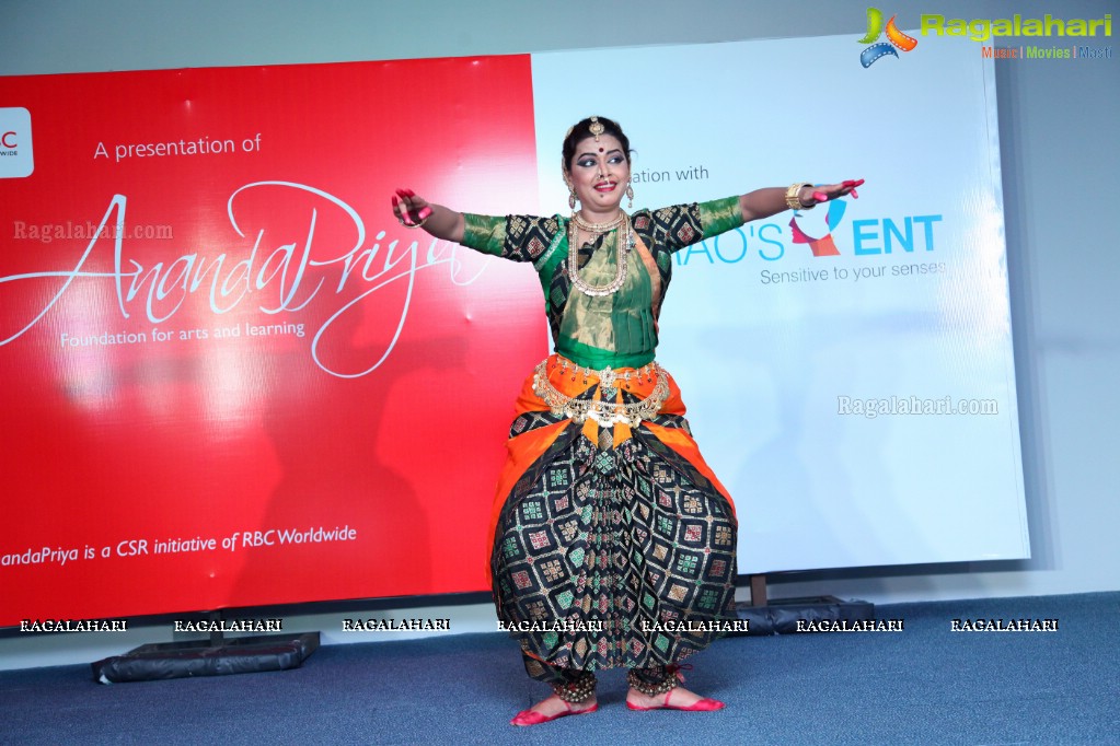 Vilasini Natyam by Ananda Priya Foundation at Dr. Rao's ENT Hospital Auditorium