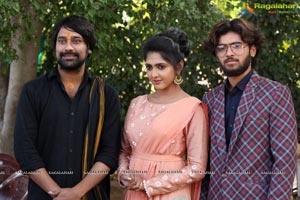 Daadi Movie Muhurat