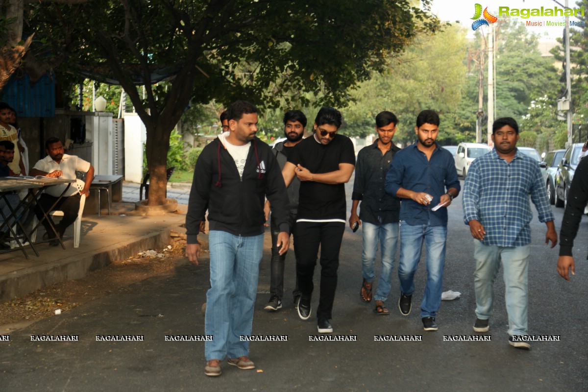 Tollywood Stars Cast Their Vote In Telangana Assembly Elections