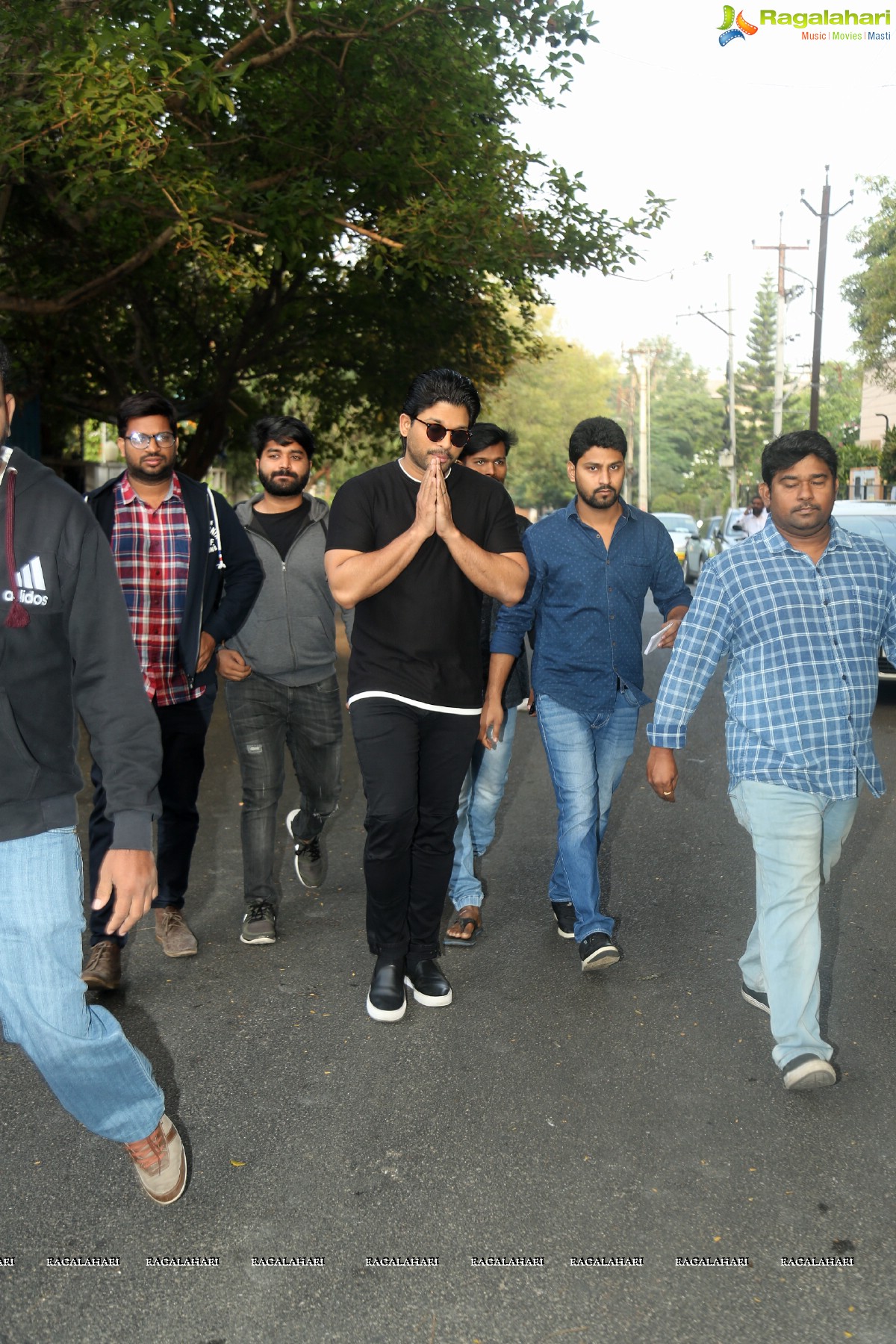 Tollywood Stars Cast Their Vote In Telangana Assembly Elections