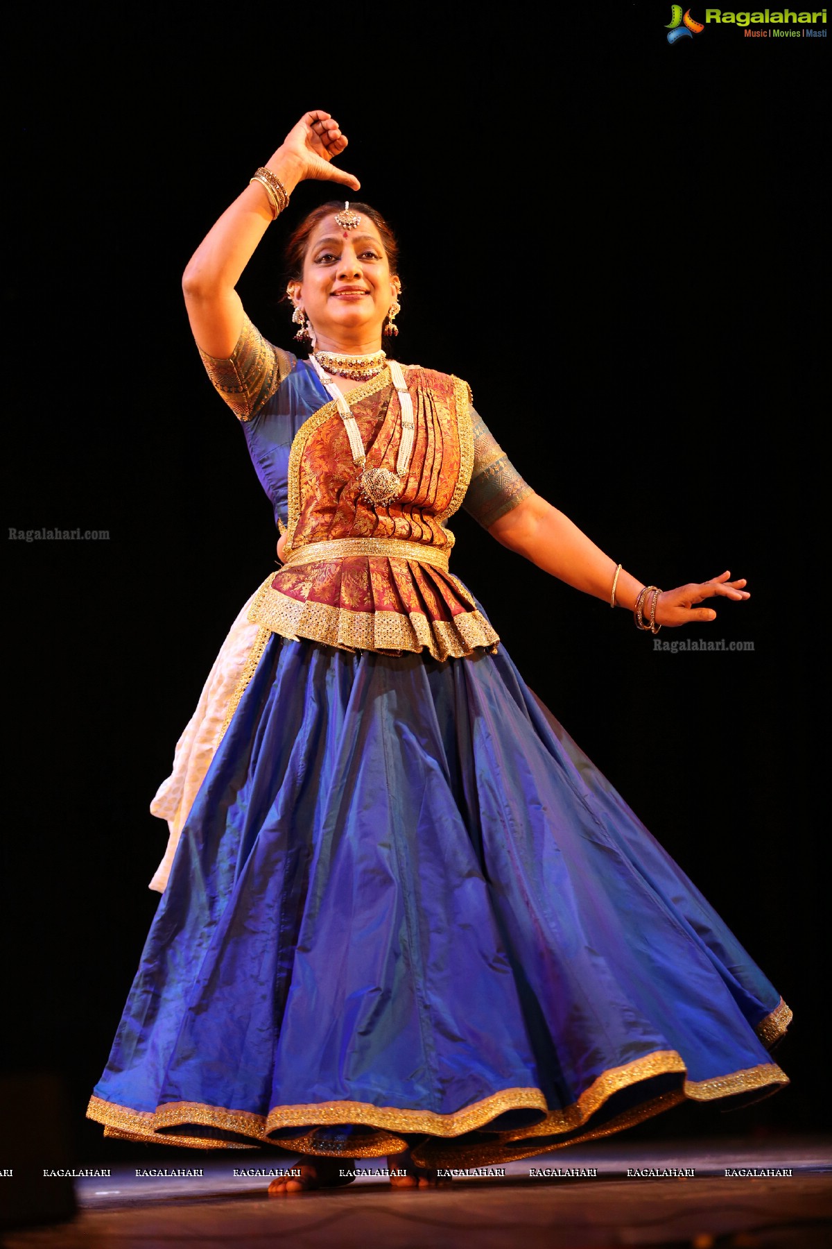  Legendary Kathak Maestro, Padma Vibhushan Pandit Birju Maharaj Performing at Antarang