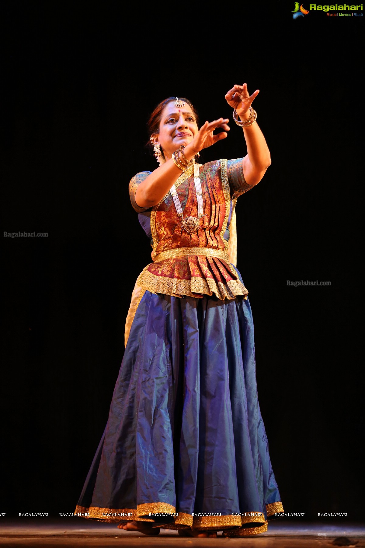  Legendary Kathak Maestro, Padma Vibhushan Pandit Birju Maharaj Performing at Antarang