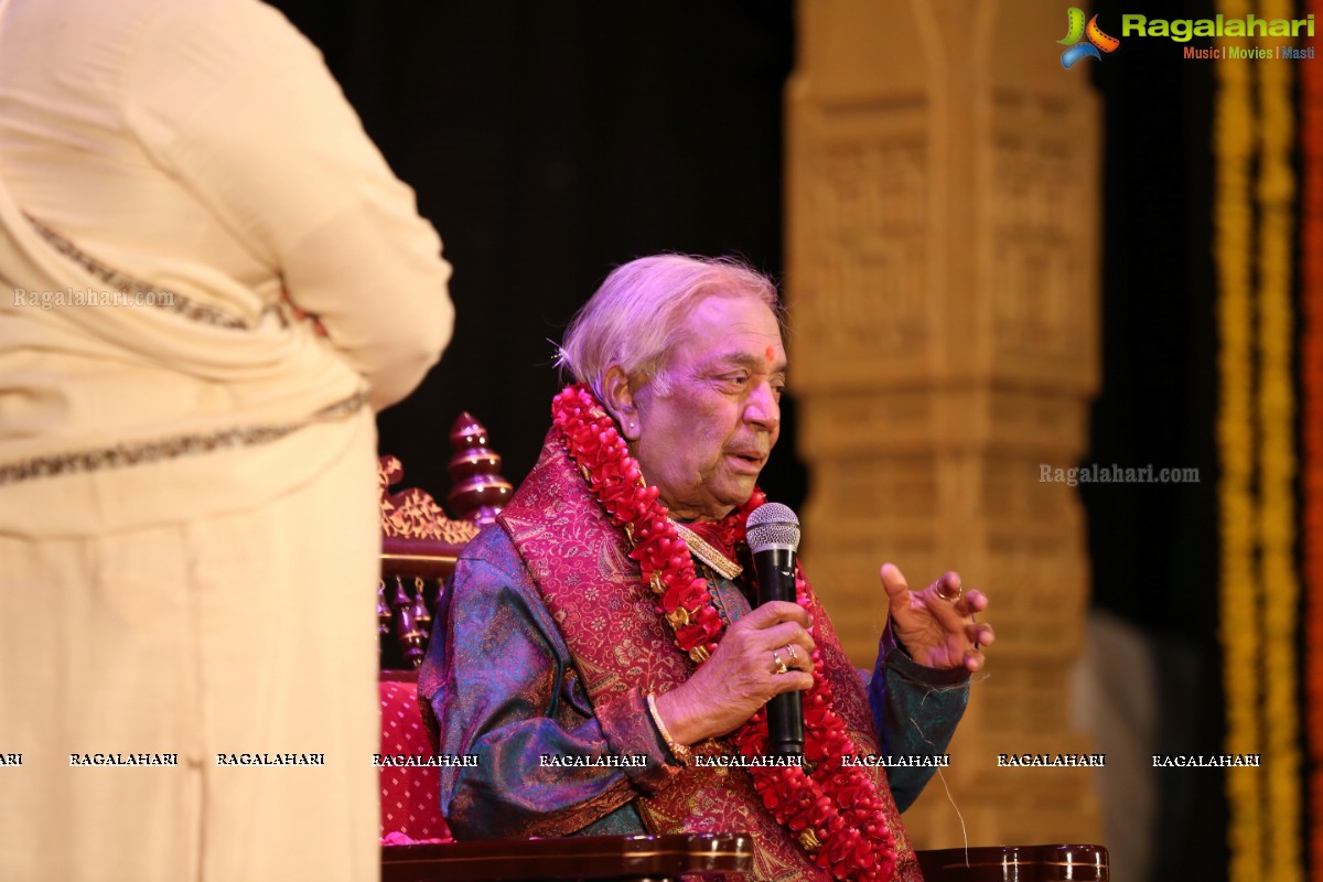  Legendary Kathak Maestro, Padma Vibhushan Pandit Birju Maharaj Performing at Antarang