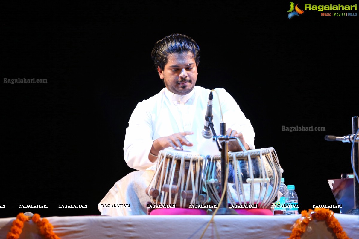  Legendary Kathak Maestro, Padma Vibhushan Pandit Birju Maharaj Performing at Antarang