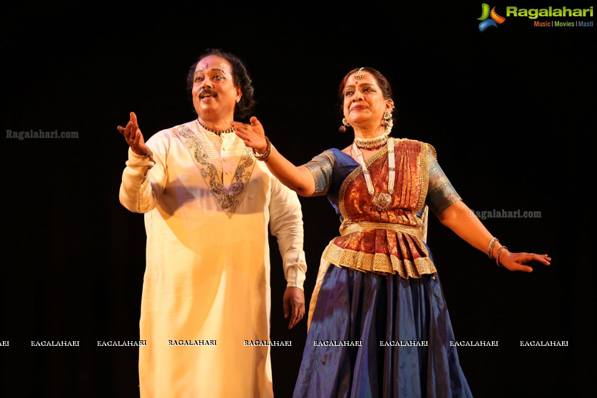  Legendary Kathak Maestro, Padma Vibhushan Pandit Birju Maharaj Performing at Antarang