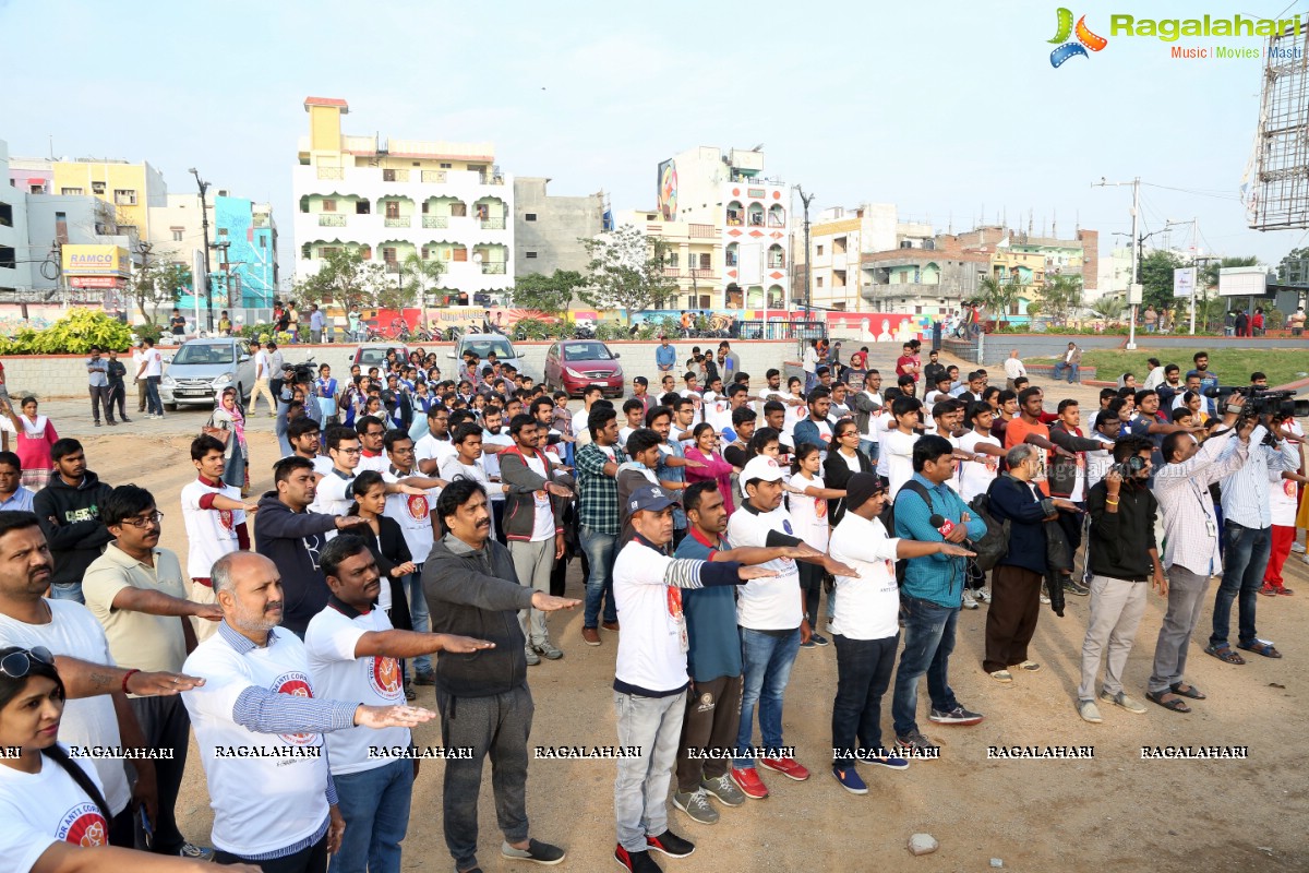 Jaya Prakash Narayana Participates In Anti Corruption Day Walk 2018