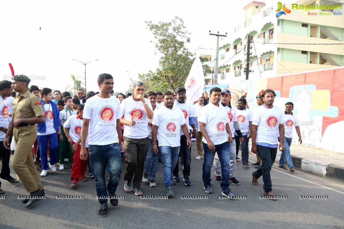 Jaya Prakash Narayana Participates In Anti Corruption Day Walk 2018