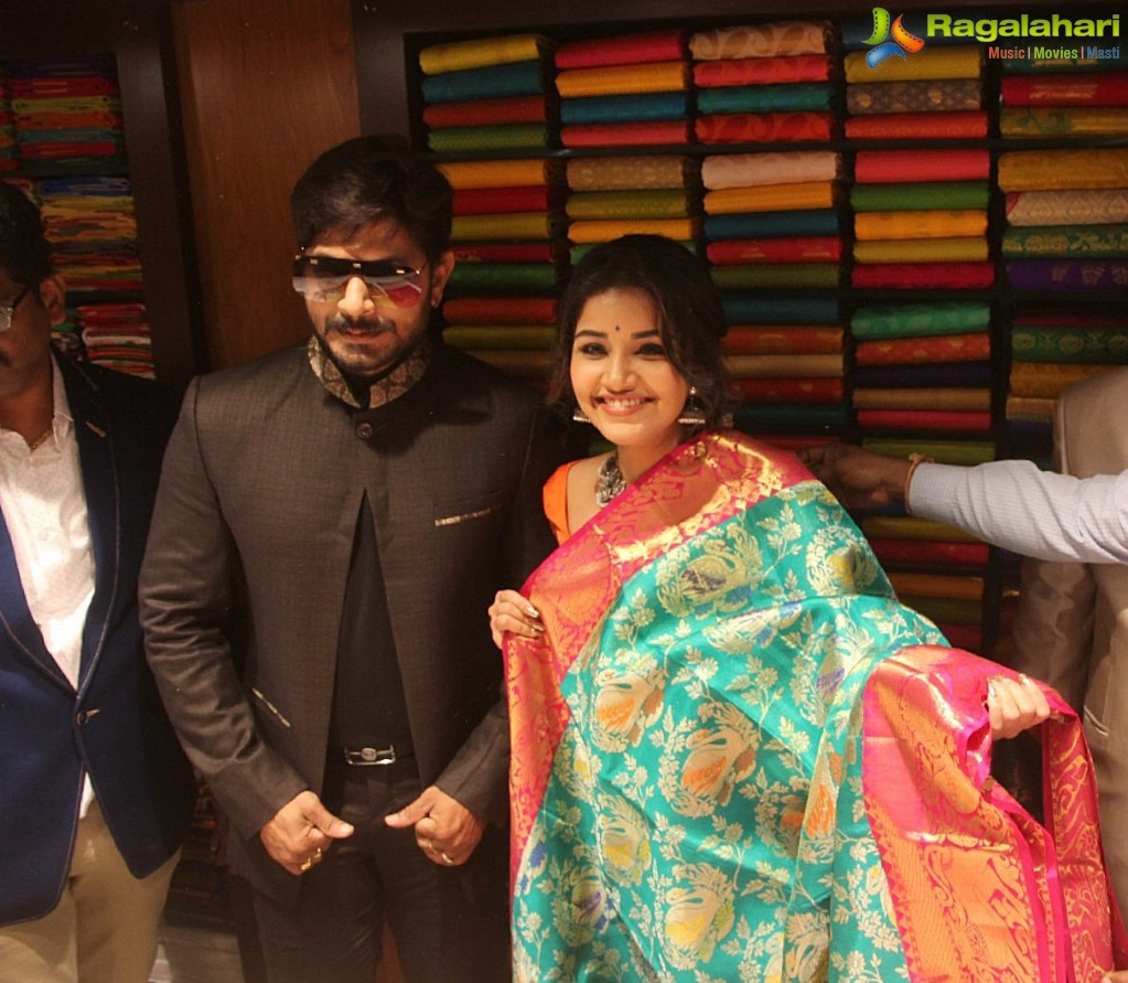 Anupama Parameswaran & Kaushal Inaugurate Subhamasthu Shopping Mall At Vijayawada