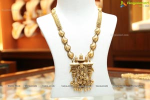 Malabar Gold and Diamonds Holds Artistry Jewellery Show