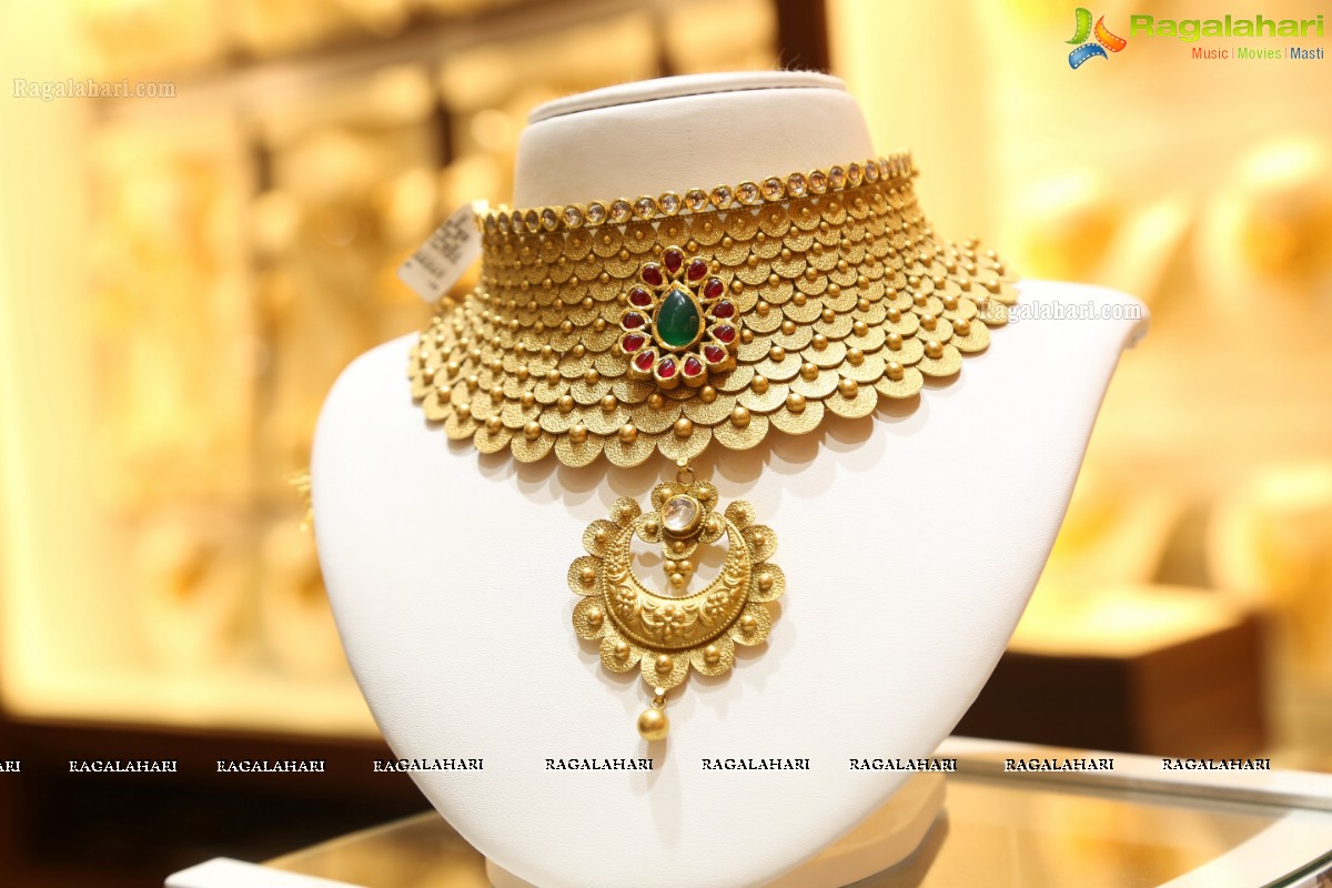 Malabar Gold and Diamonds Artistry Branded Jewellery Show at Somajiguda Showroom