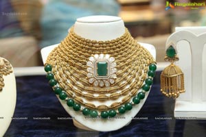 Malabar Gold and Diamonds Holds Artistry Jewellery Show