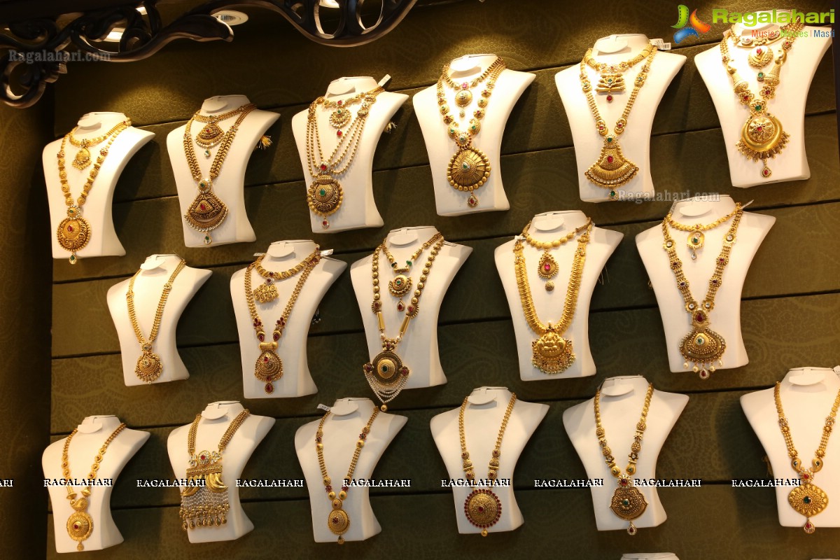 Malabar Gold and Diamonds Artistry Branded Jewellery Show at Somajiguda Showroom