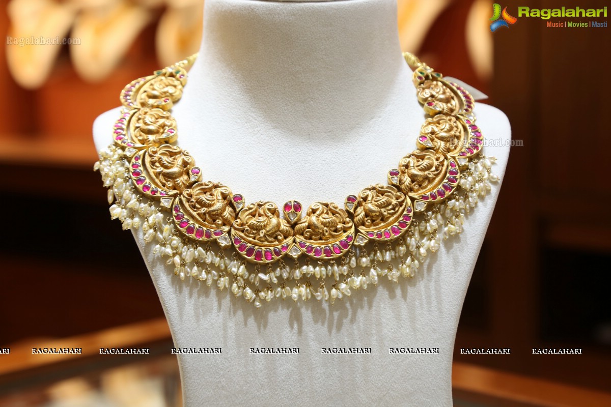 Malabar Gold and Diamonds Artistry Branded Jewellery Show at Somajiguda Showroom