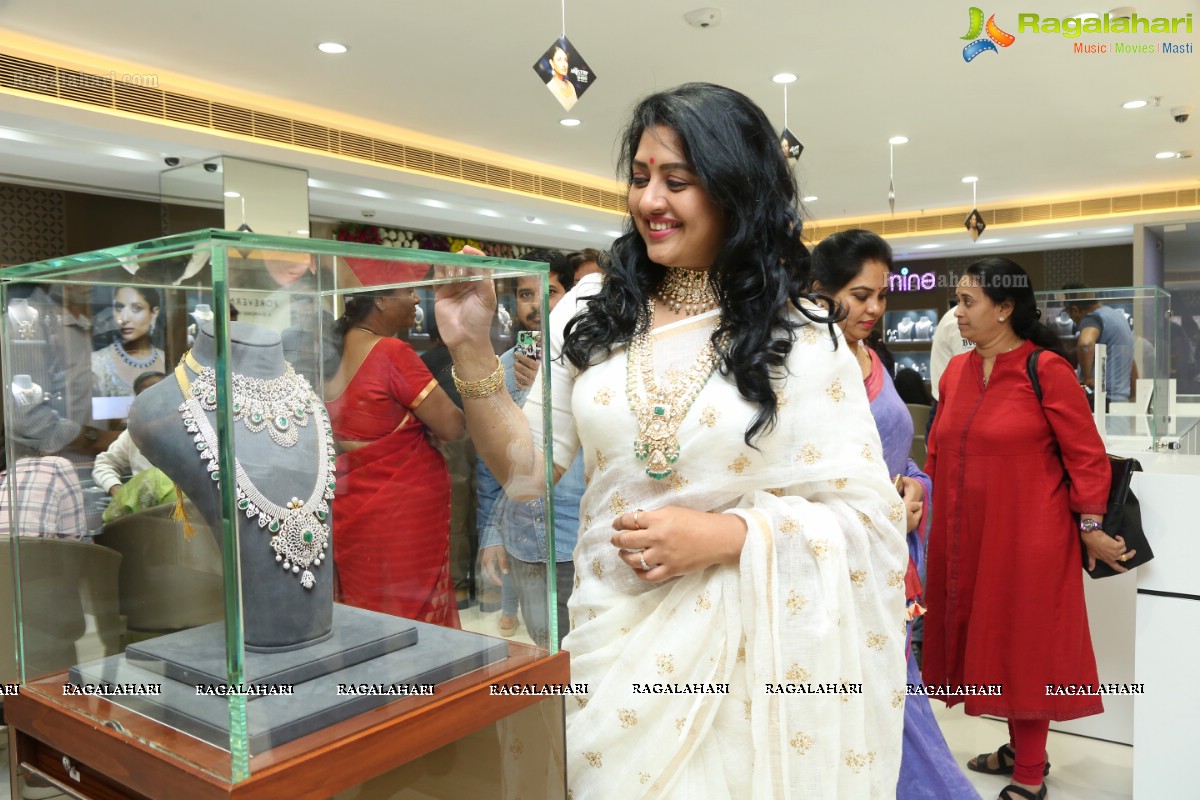 Malabar Gold and Diamonds Artistry Branded Jewellery Show at Somajiguda Showroom