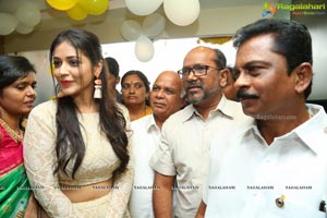 Priyanka Jawalkar Inaugurates Be You Salon at Nalgonda