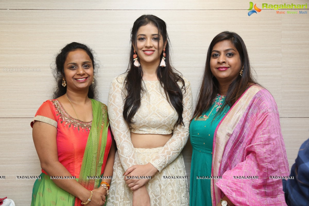 Priyanka Jawalkar Inaugurates Be You Salon at Nalgonda