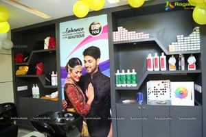 Priyanka Jawalkar Inaugurates Be You Salon at Nalgonda