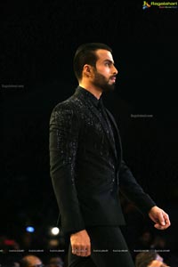 Blenders Pride Fashion Tour With Gaurav Gupta