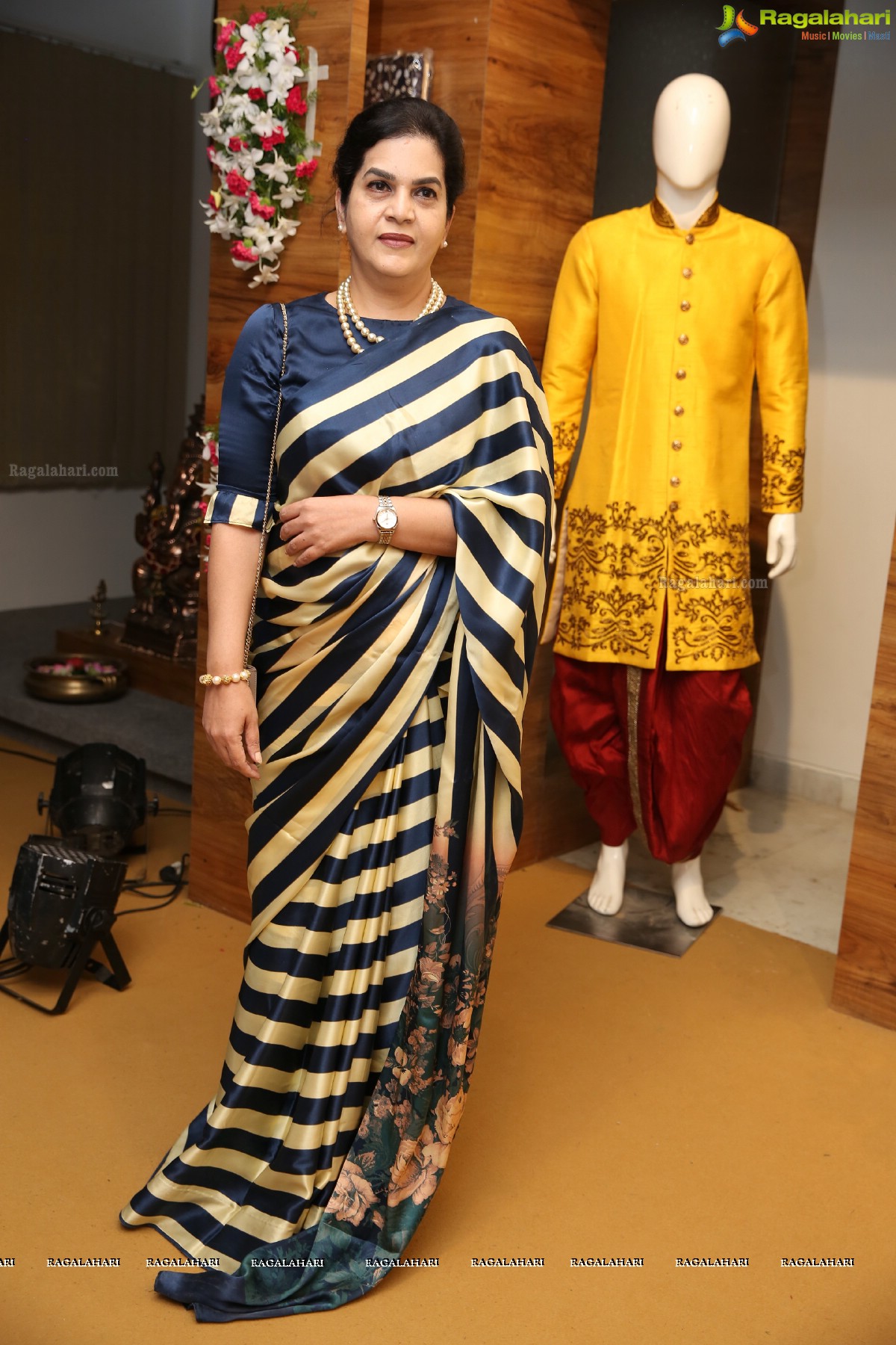 Priyanka Jawalkar Launches Deepthi Collection Studio Spectacular Collection