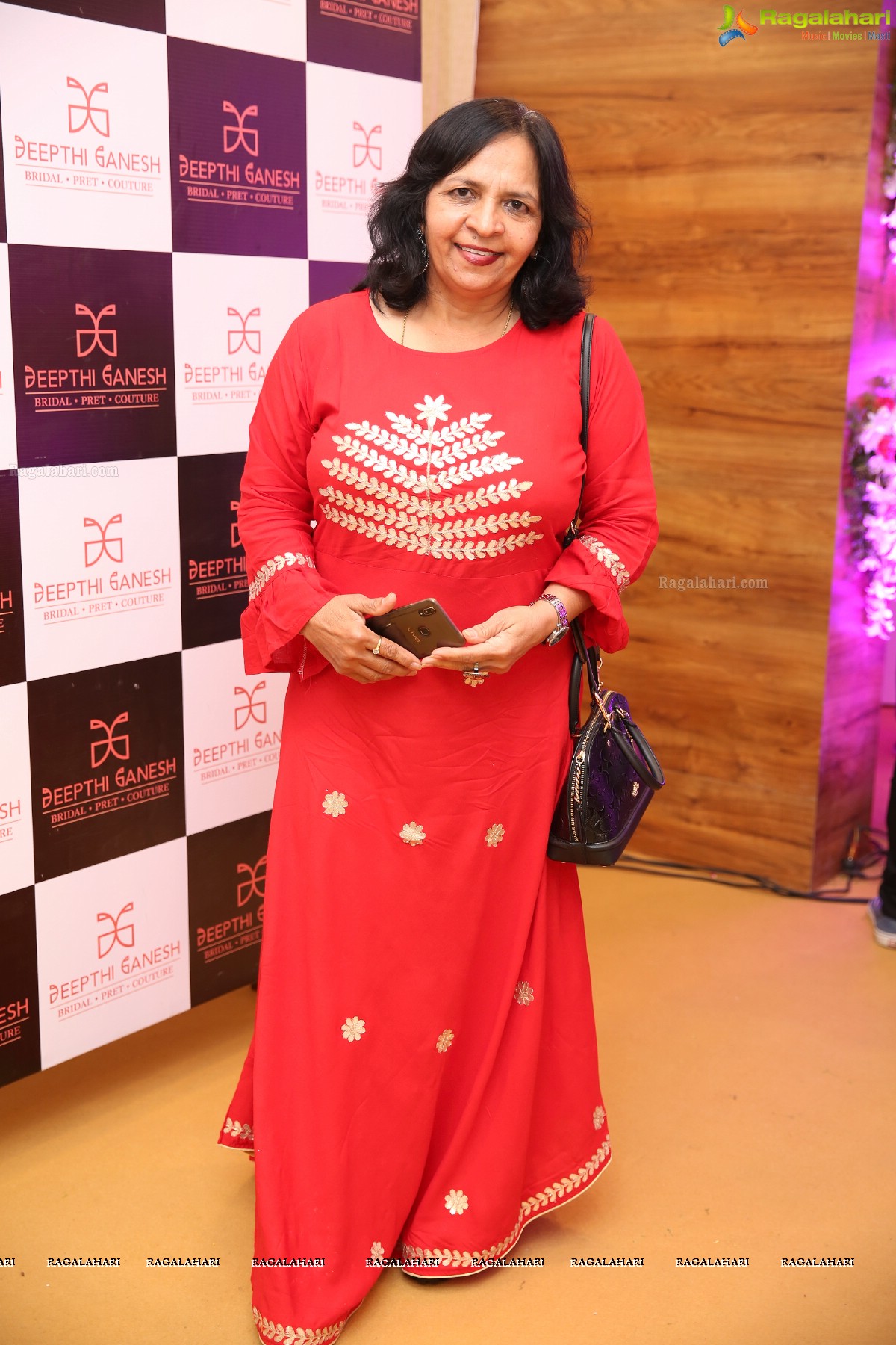 Priyanka Jawalkar Launches Deepthi Collection Studio Spectacular Collection