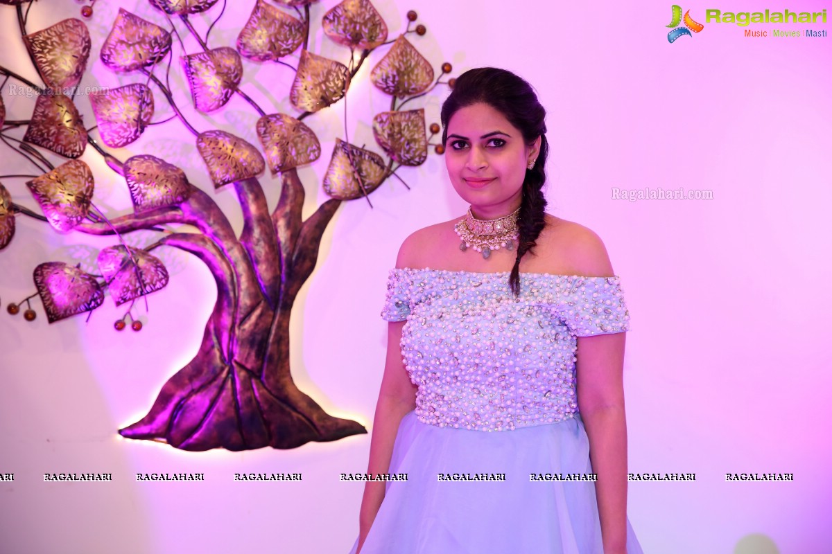 Priyanka Jawalkar Launches Deepthi Collection Studio Spectacular Collection