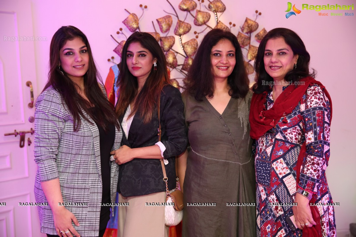 Priyanka Jawalkar Launches Deepthi Collection Studio Spectacular Collection