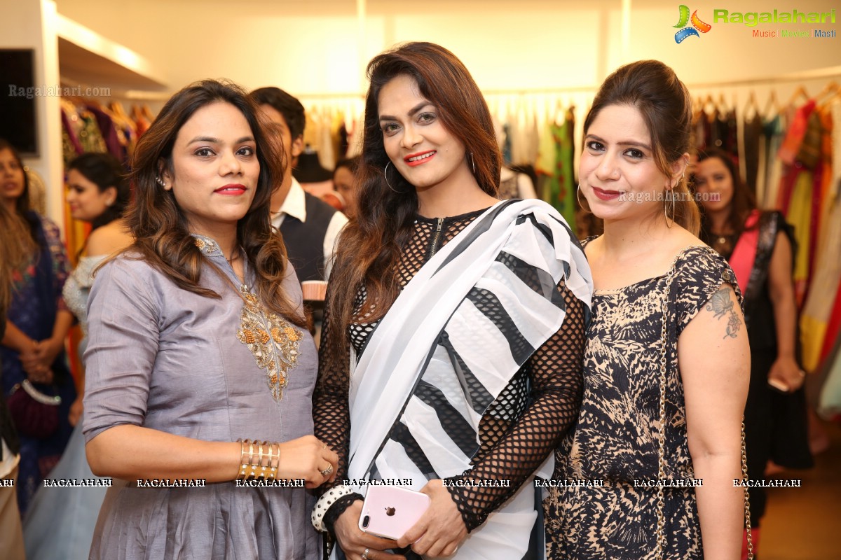 Priyanka Jawalkar Launches Deepthi Collection Studio Spectacular Collection