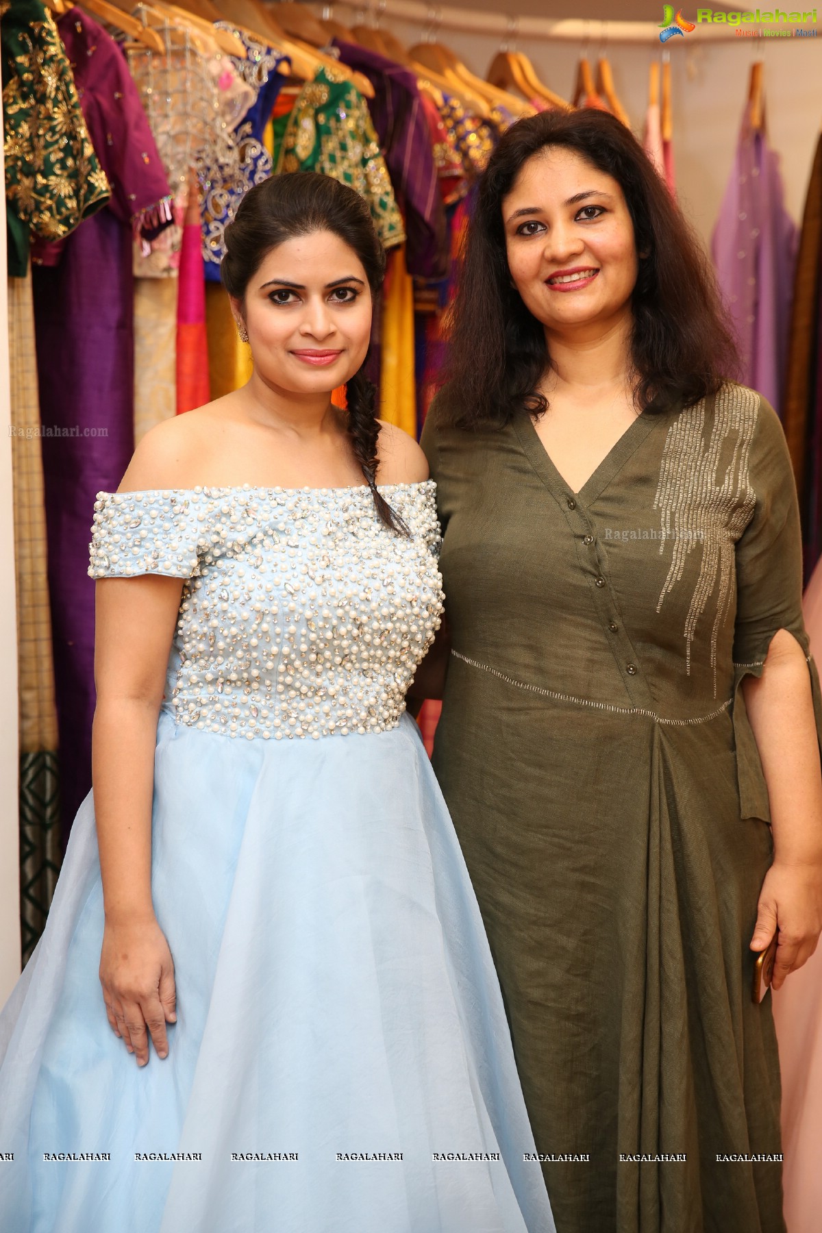 Priyanka Jawalkar Launches Deepthi Collection Studio Spectacular Collection