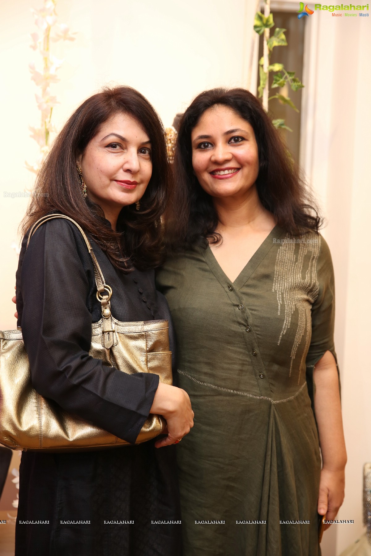 Priyanka Jawalkar Launches Deepthi Collection Studio Spectacular Collection