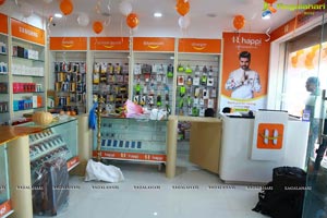 Lavanya Tripathi Launches Happi Mobile Store at Siddipet