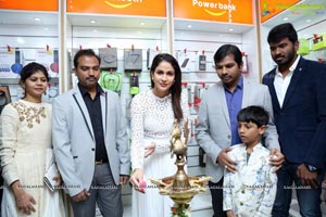 Lavanya Tripathi Launches Dilsukhnagar Happi Mobiles Store